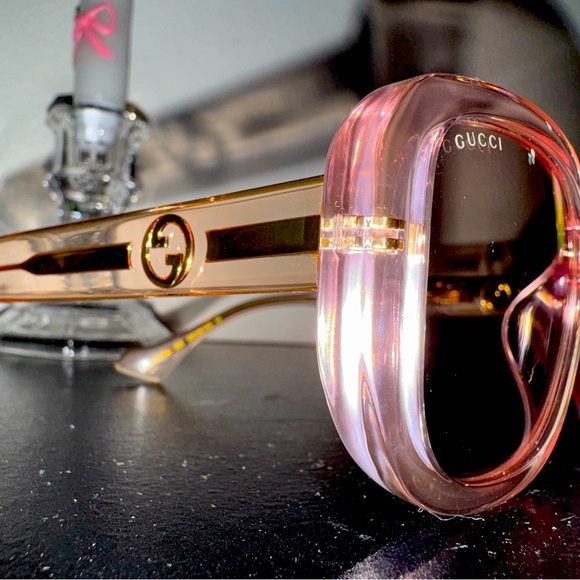 𝙰𝚞𝚝𝚑𝚎𝚗𝚝𝚒𝚌 𝙶𝚄𝙲𝙲𝙸 𝙶𝙻𝙰𝚂𝚂𝙴𝚂 - Picture 2 of 2